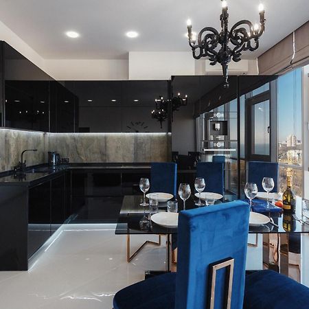 Royal Apartment โอเดสซา ภายนอก รูปภาพ